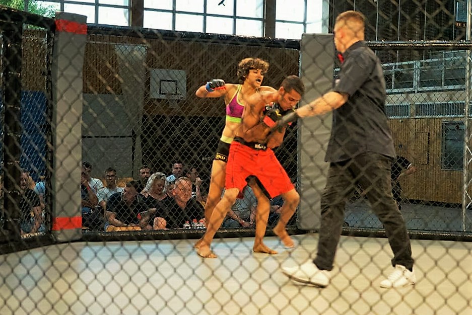 Dr. Komal Rao | India's Woman of Steel | Fighting Male in Cage Fight